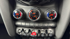 MINI Hatchback 1.5 Cooper Classic 3dr Auto Petrol Hatchback